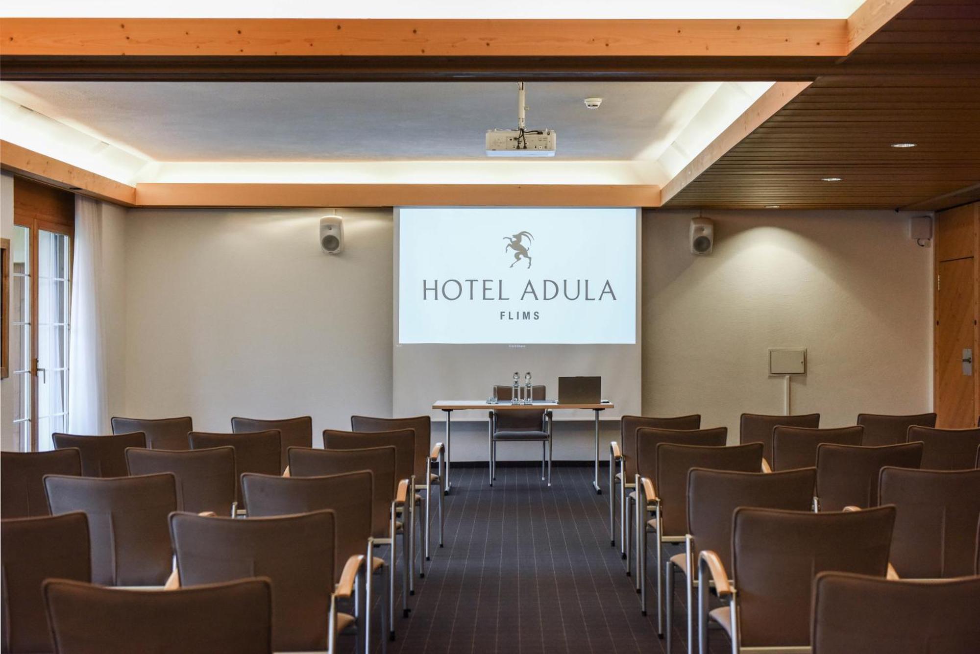 Hotel Adula ฟลิมส์ ภายนอก รูปภาพ